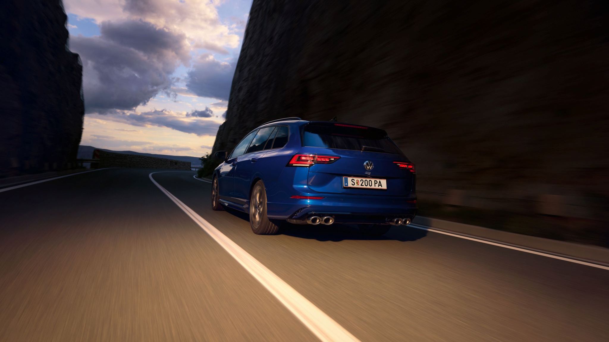 Volkswagen Golf R Variant